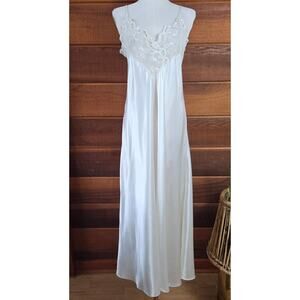 Victoria's Secret White Maxi Dress